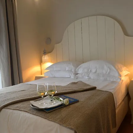 Hermitage Hotel 3*